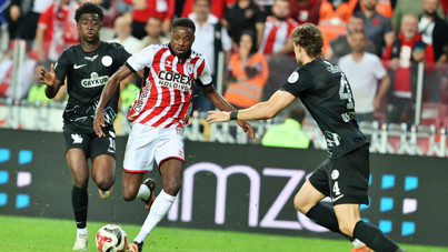 Samsunspor'a evinde çelme: Rizespor 1 puanı kaptı: 1-1