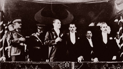 102 yıldır aynı heyecan: Yaşasın 29 Ekim, yaşasın Türkiye Cumhuriyeti