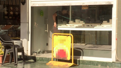 Kameraları boyayıp 4 kilo altın çaldılar
