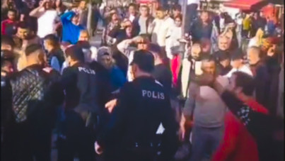 Liseli kızlara laf atıp esnafa bıçak çekti