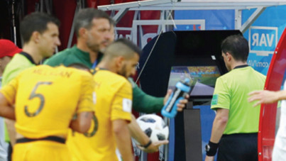 Futbolda yeni dönem: İkinci sarıya VAR müdahalesi