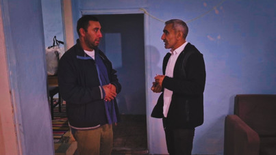 Yıllar sonra bulduğu annesi reddetti, muhtar sahip çıktı