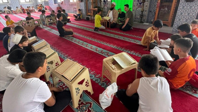 Kur'an kurslarında bu yaz 2.5 milyon çocuğa eğitim verildi