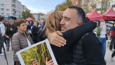 284 gün sonra yüzleri ilk kez güldü