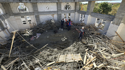 Cami inşaatında göçük: Altı kişi içinde kaldı
