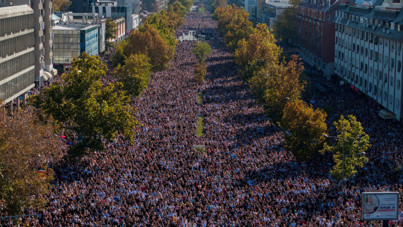 16 kişinin öldüğü gar faciasını unutmadılar, sokakları doldurdular