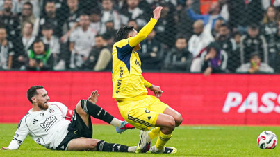 Orkun Kökçü'nün kırmızı kart gördüğü pozisyonun VAR kaydı açıklandı