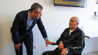 Özgür Özel, Hikmet Çetin'i ziyaret etti