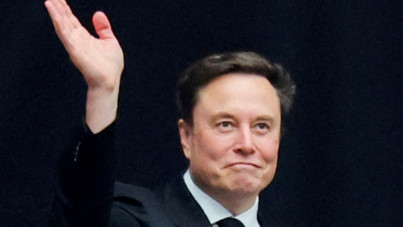 Yüzlerce gökdelen, binlerce yat... Elon Musk 1 trilyon dolarla neler alabilir?