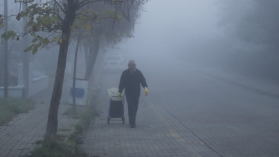 Edirne’de sabah sis bastı: Göz gözü görmedi