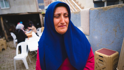 Karın tokluğuna çalıştığı fabrikada dehşeti yaşadı: Elbiseleri kendim kopardım