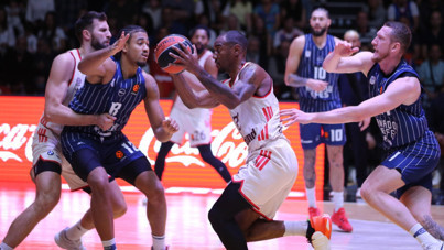 Anadolu Efes'e EuroLeague'de nefes aldıran galibiyet