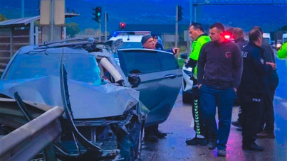 Samsun'da 2 otomobil çarpıştı: 3 yaralı