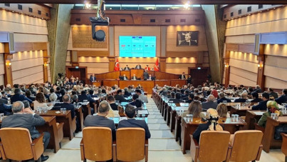 İBB Meclisi'nde 19 ilçenin 2026 yılı bütçesi onaylandı