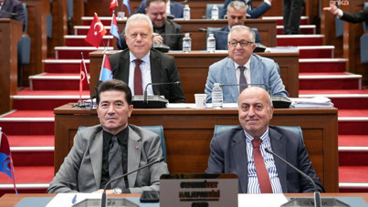 'Partisini değiştirip AKP'ye katılan iki ilçe belediyemizin bütçesindeki artışlar dikkat çekici'