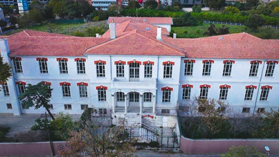 Balıklı Rum Hastanesi'nde operasyon: Profesör, eczacı ve ilaç mümessiline gözaltı