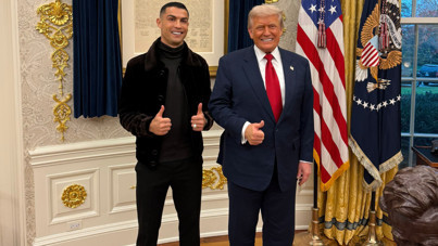 Donald Trump'tan Cristiano Ronaldo'ya özel hediye: Bunu alan ilk sporcu oldu