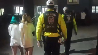 Polis videoyu izledi, hepsine ceza kesti