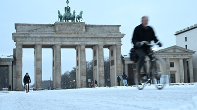 Almanya'da hayat felç oldu: Uçuşlar durdu