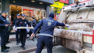Zehirlenme salgını sürerken dehşete düşüren görüntüler