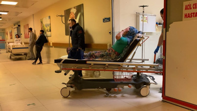 Bursa’da otomobilin lastiği patladı: Araç şarampole yuvarlandı