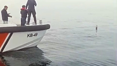 Denizde roket motoru bulup başında beklediler