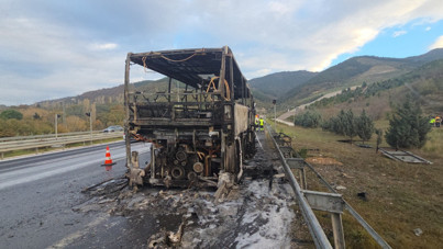 Öğrencileri taşıyordu, alev alev yandı
