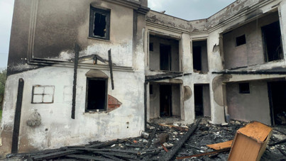 Bozcaada'da otel yangını: Alarm sistemi facianın önüne geçti