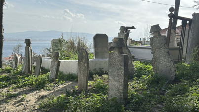 Gelibolu’da büyük keşif: 829 mezar taşı ve 67 kitabe tek tek okundu