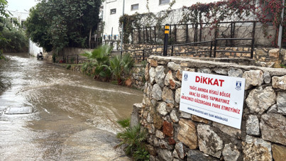Bodrum'da sokaklar göle döndü