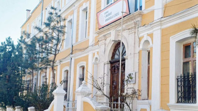 Penceresiz sınıfta ders