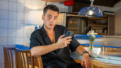 Atakan Özkaya’dan babasına yürek burkan anma: “Bu fotoğrafımızı ayrı seviyorum baba”