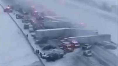 50 araç birbirine girdi