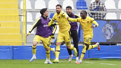 İstanbulspor, Sarıyer'i deplasmanda 'Sol'ladı