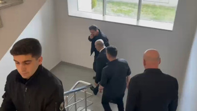 Aziz İhsan Aktaş korumalarıyla hakim-savcı kapısından çıkış yaptı