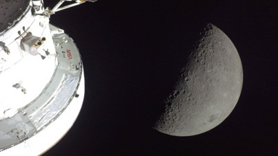 Ay'ın karanlık yüzünü gören astronotlar o tarihi anı anlattı