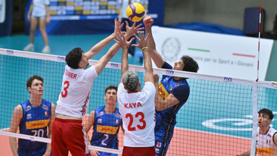 A Milli Erkek Voleybol Takımı, İtalya'ya 3-0 mağlup oldu
