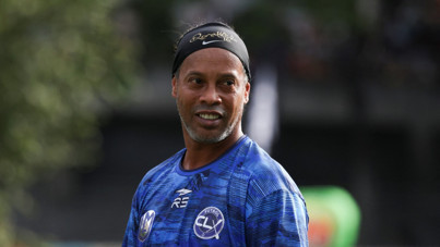 Ronaldinho 46 yaşında futbola dönüyor: Yeni takımı belli oldu