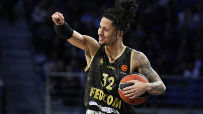 Anadolu Efes, Monaco'nun 'guard'ını alıyor