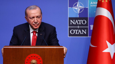 Erdoğan’dan NATO liderlerine tabanca hediyesi