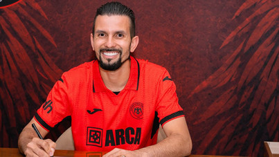 Süper Lig'in yeni ekibi Çorum FK, Eyüpspor'un stoperini aldı