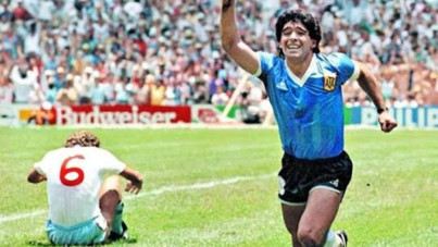 Maradona kupayı onunla kaldırmıştı: Arjantin’den İngiltere maçında “uğurlu forma” tercihi