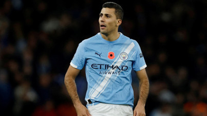 Real Madrid'in transferde rakibi Barcelona oldu: Kararı Rodri verecek