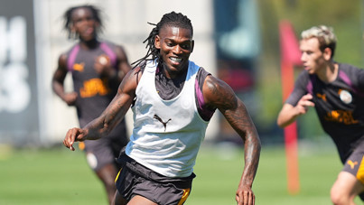 Rafael Leao, Victor Osimhen'e söz verdi: Rakam vererek hedefini açıkladı