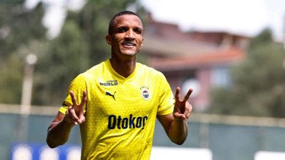 Fenerbahçe Roma maçına saatler kala ayrılığı açıkladı