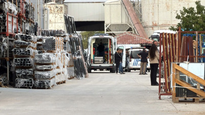 Eskişehir'de fabrikanın çatısından düşen işçi öldü