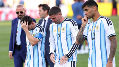 Messi'ye ağlıyorlar. Arjantin 10 dakika yasa boğuldu