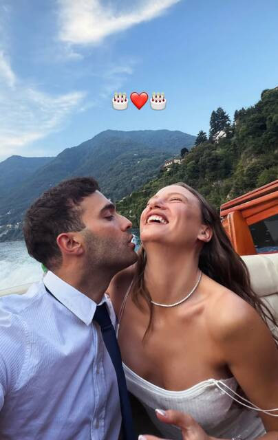 Mert Demir’den Serenay Sarıkaya’ya romantik doğum günü kutlaması - Resim : 1