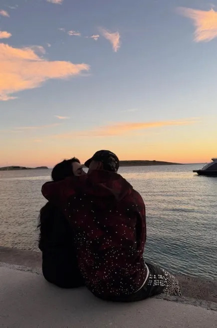 Sakat Lamine Yamal'a 'aşk' tedavisi - Resim : 1