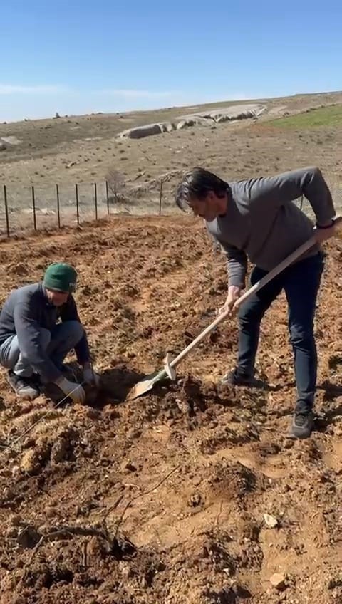 Avukatın kaçış hikayesi: Diyarbakır'da susuz ve terk edilmiş bir köye yerleşti - Resim : 1